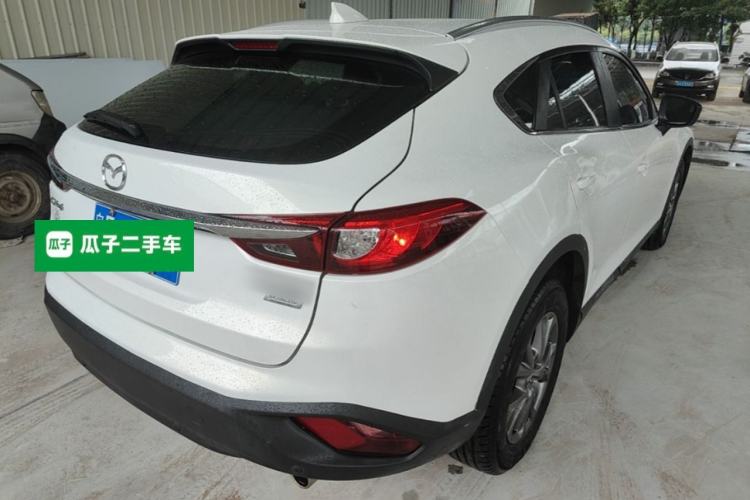 Used Mazda CX-4 2018 2.0L Automatic Two-Wheel Drive Blue Sky Premium Upgrade Version China VI Standard Rear Right 45 Deg