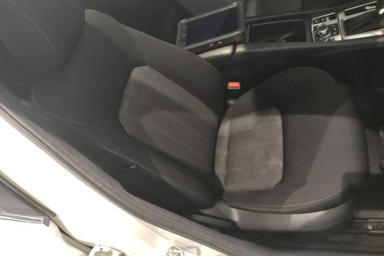 Used Mazda CX-4 2018 2.0L Automatic Two-Wheel Drive Blue Sky Exploration Version China V Standard Right Front Seat