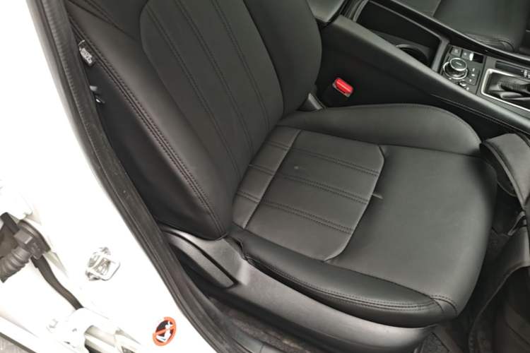Used Mazda CX-4 2018 2.0L Automatic Two-Wheel Drive Blue Sky Dynamic Version China V Standard Right Front Seat