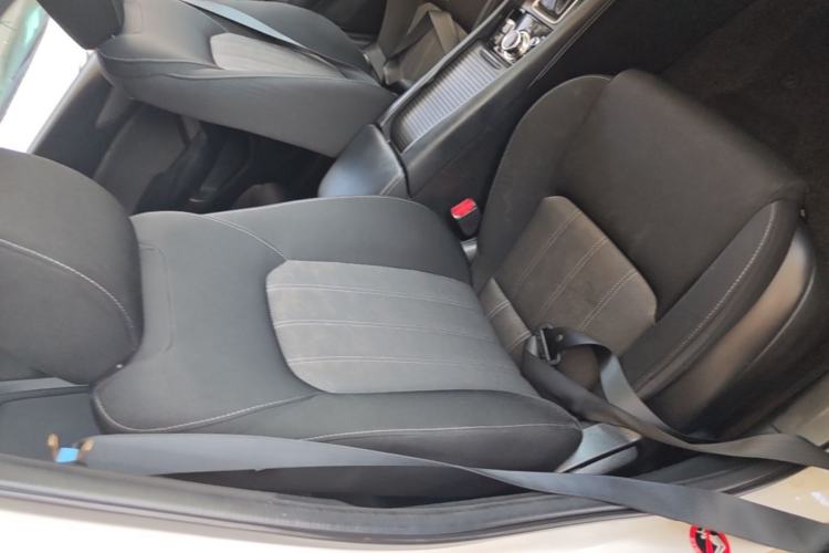 Used Mazda CX-4 2018 2.0L Automatic Two-Wheel Drive Blue Sky Dynamic Version China V Standard Right Front Seat