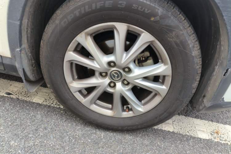 Used Mazda CX-4 2018 2.0L Automatic Two-Wheel Drive Blue Sky Dynamic Version China V Standard Right Front Wheel Hub