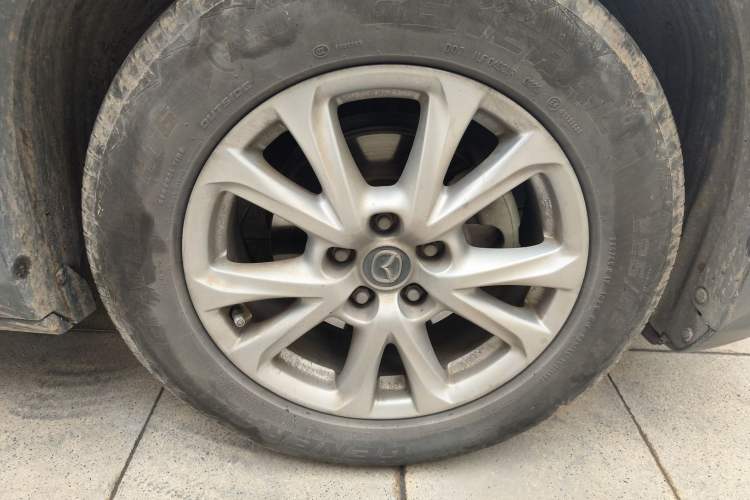 Used Mazda CX-4 2018 2.0L Automatic Two-Wheel Drive Blue Sky Dynamic Version China V Standard Right Front Wheel Hub