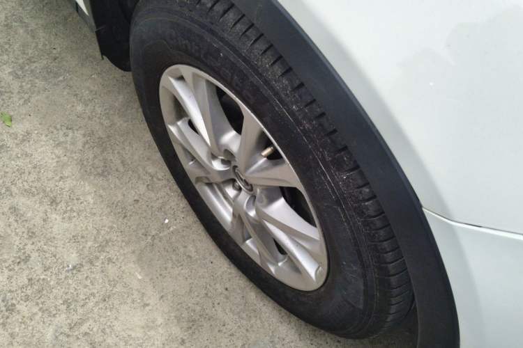 Used Mazda CX-4 2018 2.0L Automatic Two-Wheel Drive Blue Sky Dynamic Version China V Standard Right Front Wheel Hub