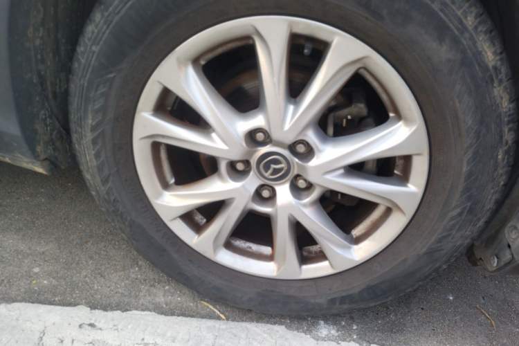 Used Mazda CX-4 2018 2.0L Automatic Two-Wheel Drive Blue Sky Dynamic Version China V Standard Right Front Wheel Hub