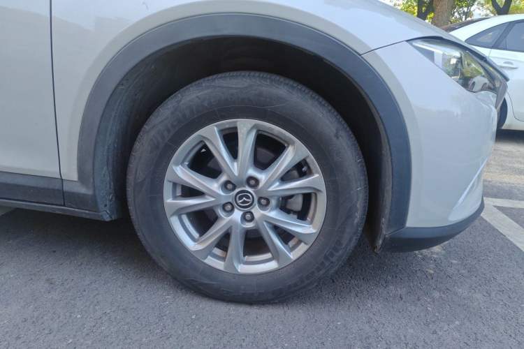 Used Mazda CX-4 2018 2.0L Automatic Two-Wheel Drive Blue Sky Dynamic Version China VI Standard Right Front Wheel Hub