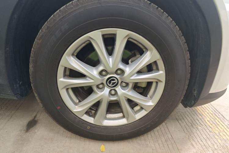Used Mazda CX-4 2018 2.0L Automatic 2WD Blue Sky Exploration Edition China VI Standard Right Front Wheel Hub