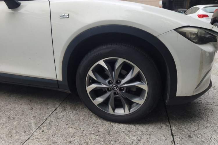 Used Mazda CX-4 2018 2.5L Automatic 4x4 Skyactiv GT Sport Edition China V Standard Right Front Wheel Hub