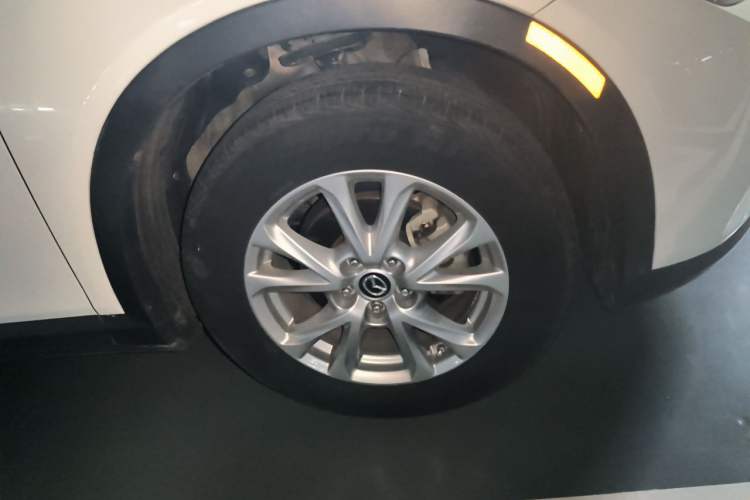 Used Mazda CX-4 2018 2.0L Automatic Two-Wheel Drive Smart Tech Edition China VI Right Front Wheel Hub