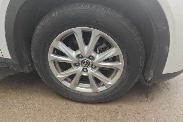 Used Mazda CX-4 2018 2.0L Automatic Two-Wheel Drive Blue Sky Dynamic Version China V Standard Right Front Wheel Hub
