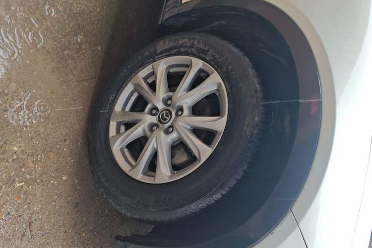 Used Mazda CX-4 2018 2.0L Automatic Two-Wheel Drive Blue Sky Dynamic Version China V Standard Right Front Wheel Hub