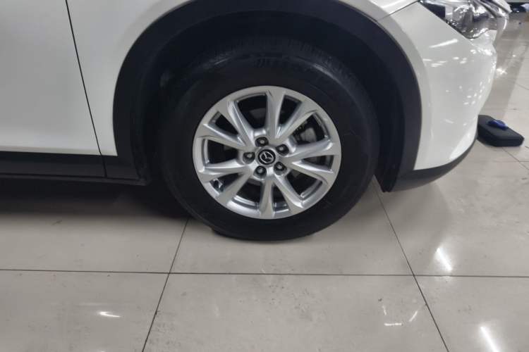 Used Mazda CX-4 2018 2.0L Automatic Two-Wheel Drive Blue Sky Dynamic Version China V Standard Right Front Wheel Hub