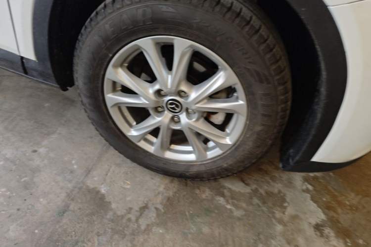 Used Mazda CX-4 2018 2.0L Automatic Two-Wheel Drive Blue Sky Exploration Version China V Standard Right Front Wheel Hub