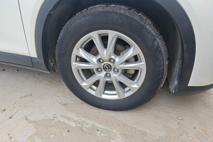 Used Mazda CX-4 2018 2.0L Automatic Two-Wheel Drive Blue Sky Dynamic Version China V Standard Right Front Wheel Hub