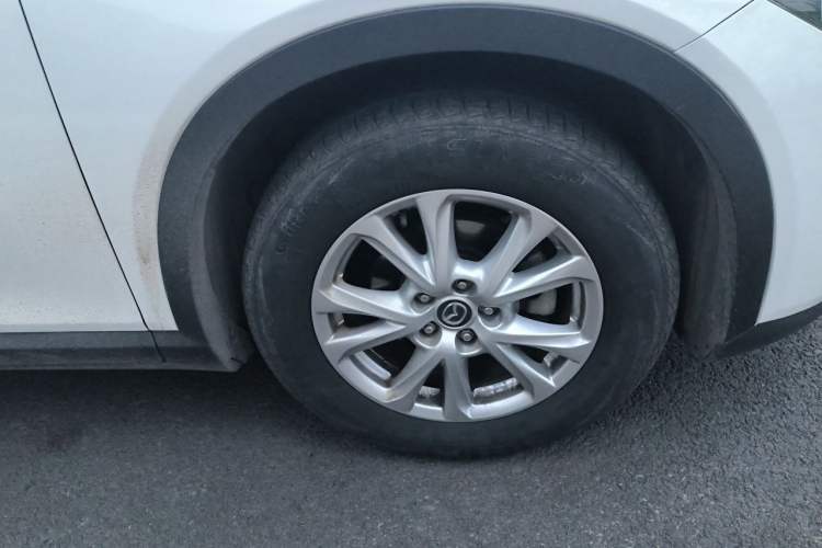 Used Mazda CX-4 2018 2.0L Automatic Two-Wheel Drive Blue Sky Dynamic Version China V Standard Right Front Wheel Hub