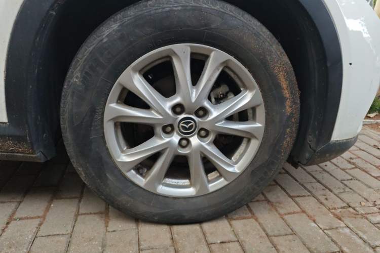Used Mazda CX-4 2018 2.0L Automatic Two-Wheel Drive Blue Sky Dynamic Version China V Standard Right Front Wheel Hub