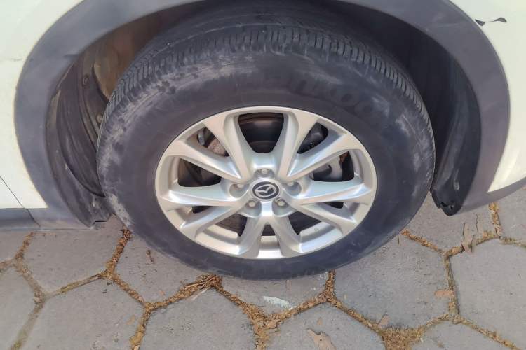 Used Mazda CX-4 2018 2.0L Automatic Two-Wheel Drive Blue Sky Dynamic Version China VI Standard Right Front Wheel Hub