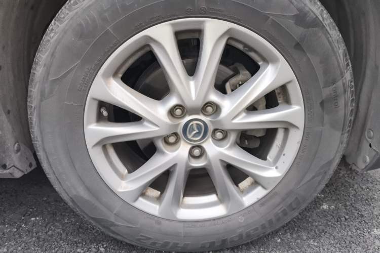 Used Mazda CX-4 2018 2.0L Automatic Two-Wheel Drive Blue Sky Dynamic Version China V Standard Right Front Wheel Hub