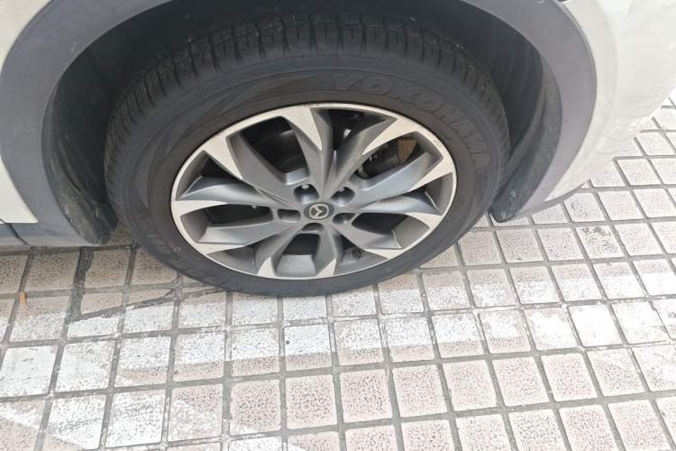 Used Mazda CX-4 2018 2.5L Automatic 4x4 Blue Sky Sport Edition China V Standard Right Front Wheel Hub