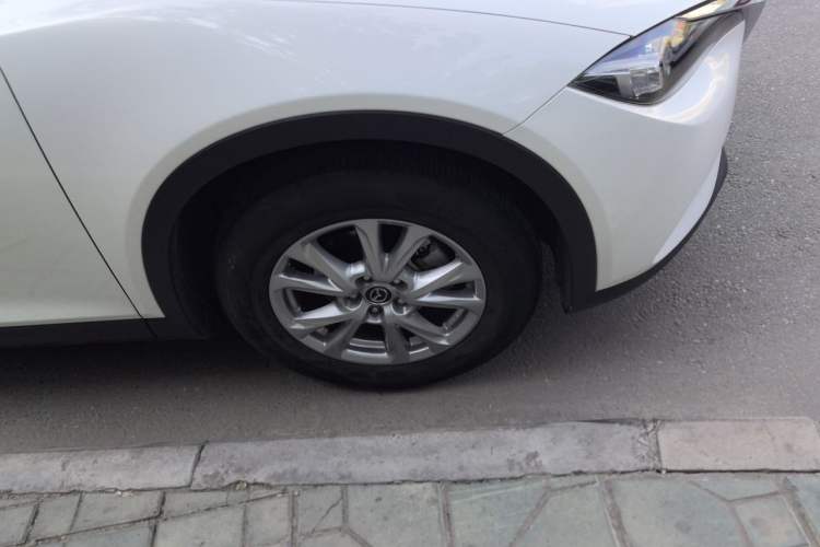 Used Mazda CX-4 2018 2.0L Automatic Two-Wheel Drive Blue Sky Luxury Edition Right Front Wheel Hub