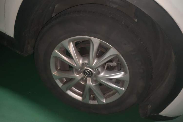 Used Mazda CX-4 2018 2.0L Automatic Two-Wheel Drive Blue Sky Exploration Version China V Standard Right Front Wheel Hub