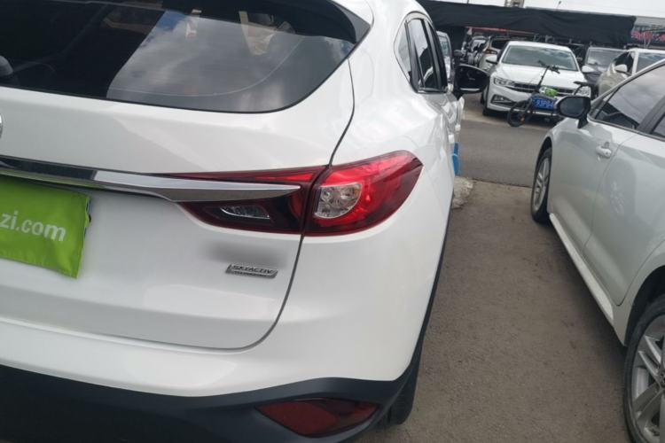 Used Mazda CX-4 2018 2.0L Automatic Two-Wheel Drive Blue Sky Dynamic Version China VI Standard Right Rear Taillight