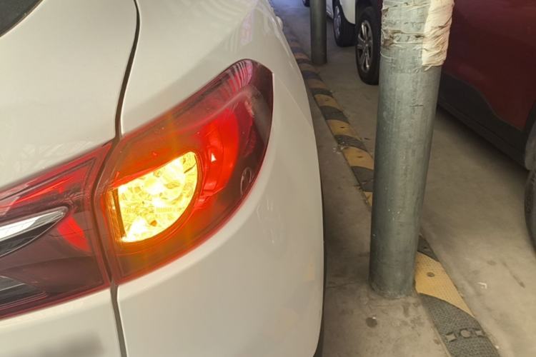 Used Mazda CX-4 2018 2.0L Automatic Two-Wheel Drive Smart Tech Edition China VI Right Rear Taillight