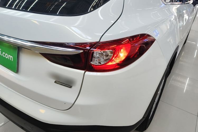 Used Mazda CX-4 2018 2.0L Automatic Two-Wheel Drive Blue Sky Dynamic Version China V Standard Right Rear Taillight