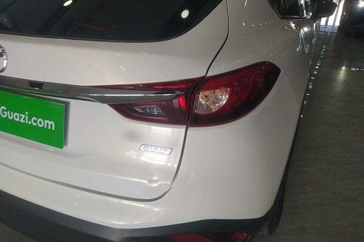 Used Mazda CX-4 2018 2.0L Automatic Two-Wheel Drive Blue Sky Dynamic Version China VI Standard Right Rear Taillight