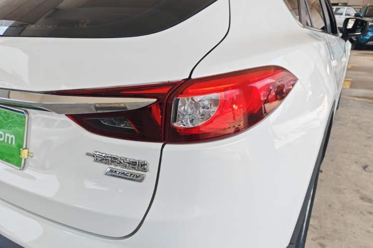 Used Mazda CX-4 2018 2.0L Automatic Two-Wheel Drive Blue Sky Exploration Version China V Standard Right Rear Taillight
