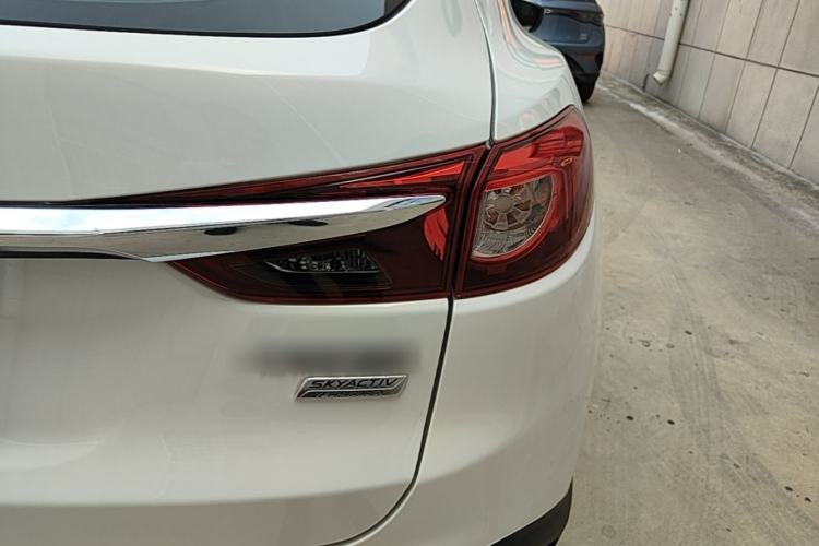 Used Mazda CX-4 2018 2.0L Automatic Two-Wheel Drive Blue Sky Dynamic Version China V Standard Right Rear Taillight
