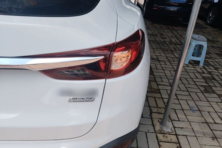 Used Mazda CX-4 2018 2.0L Automatic Two-Wheel Drive Blue Sky Dynamic Version China V Standard Right Rear Taillight