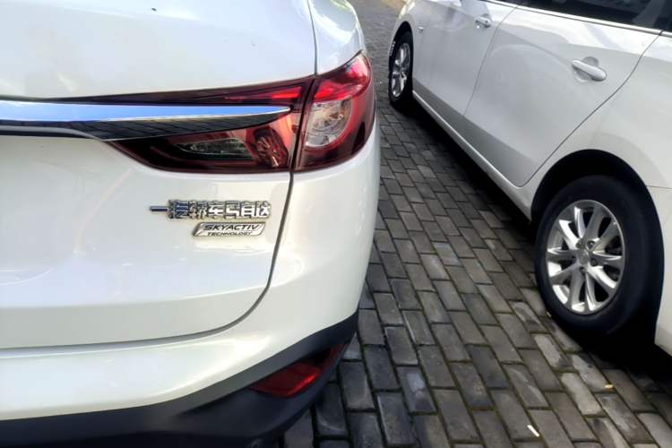 Used Mazda CX-4 2018 2.0L Automatic Two-Wheel Drive Blue Sky Dynamic Version China V Standard Right Rear Taillight