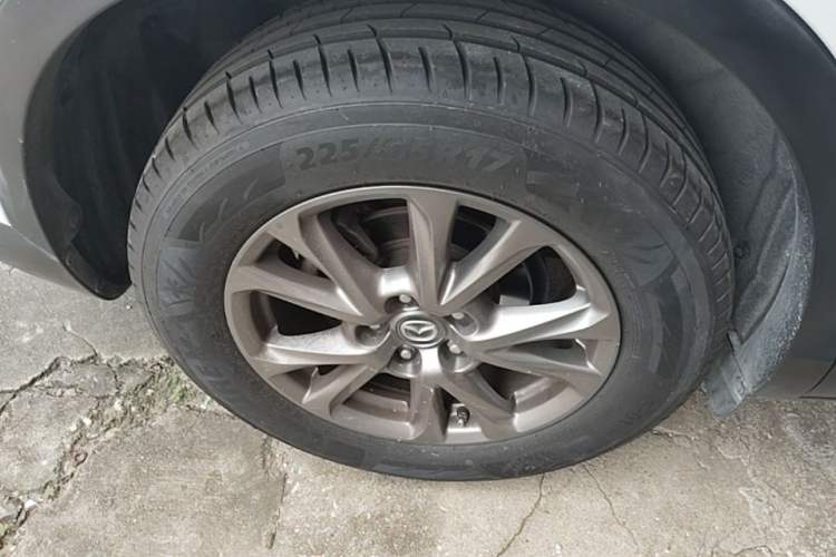 Used Mazda CX-4 2018 2.0L Automatic Two-Wheel Drive Blue Sky Premium Upgrade Version China VI Standard Right Rear Wheel Hub