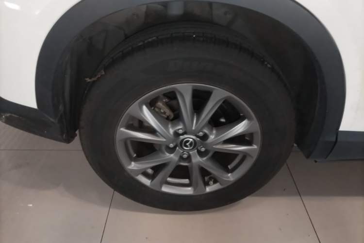 Used Mazda CX-4 2018 2.0L Automatic Two-Wheel Drive Blue Sky Leading Edition China V Standard Right Rear Wheel Hub