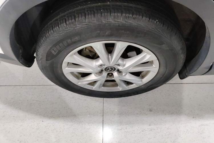 Used Mazda CX-4 2018 2.0L Automatic Two-Wheel Drive Blue Sky Dynamic Version China VI Standard Right Rear Wheel Hub