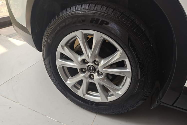 Used Mazda CX-4 2018 2.0L Automatic Two-Wheel Drive Blue Sky Exploration Version China V Standard Right Rear Wheel Hub