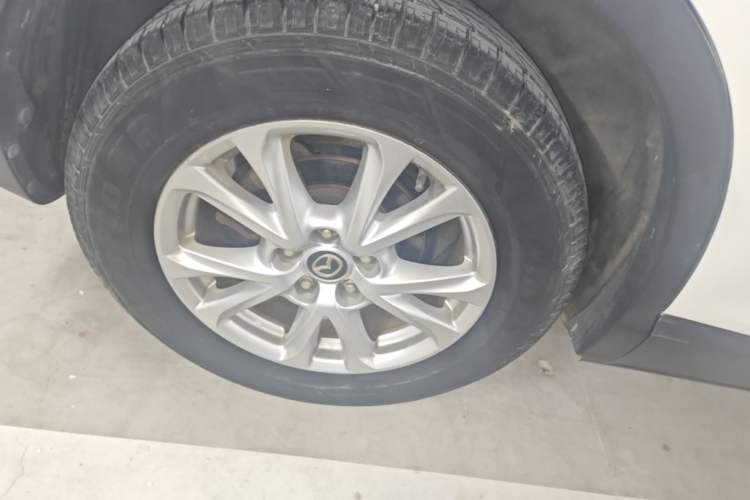 Used Mazda CX-4 2018 2.0L Automatic Two-Wheel Drive Blue Sky Dynamic Version China V Standard Right Rear Wheel Hub