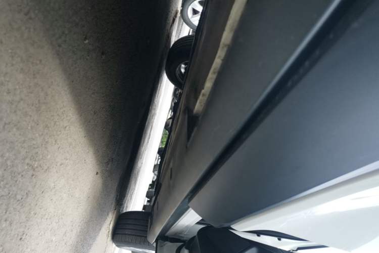 Used Mazda CX-4 2018 2.0L Automatic Two-Wheel Drive Blue Sky Dynamic Version China VI Standard Right Side Sill