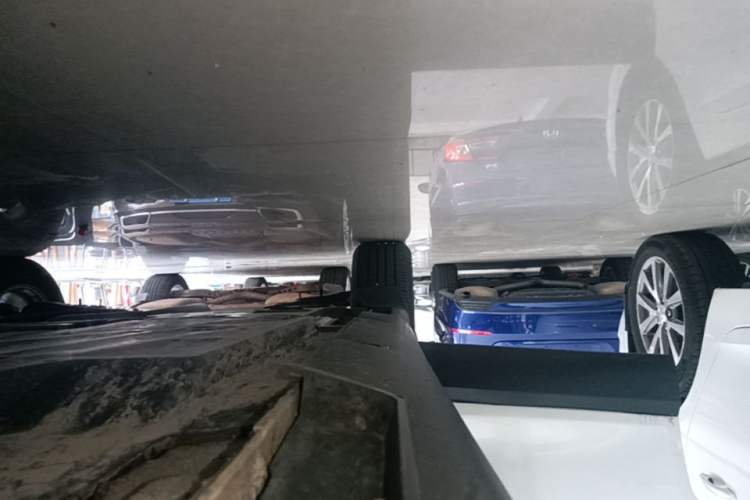 Used Mazda CX-4 2018 2.0L Automatic Two-Wheel Drive Blue Sky Dynamic Version China VI Standard Right Side Sill