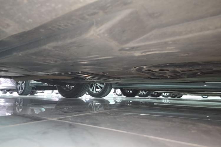 Used Mazda CX-4 2018 2.0L Automatic Two-Wheel Drive Blue Sky Dynamic Version China VI Standard Right Side Sill