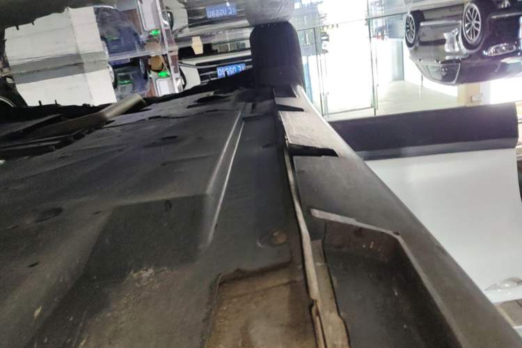 Used Mazda CX-4 2018 2.0L Automatic Two-Wheel Drive Blue Sky Dynamic Version China VI Standard Right Side Sill