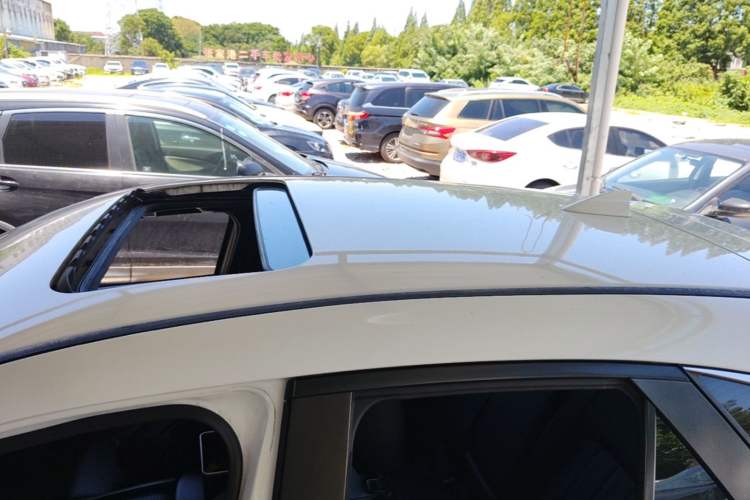Used Mazda CX-4 2018 2.0L Automatic Two-Wheel Drive Blue Sky Dynamic Version China V Standard Roof