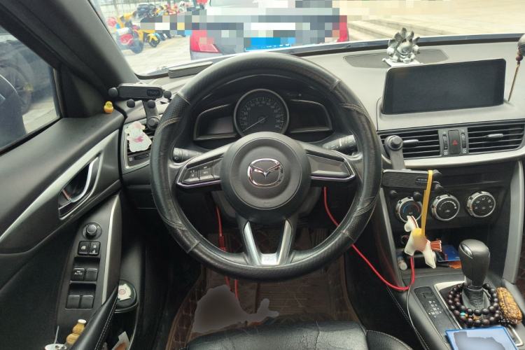 Used Mazda CX-4 2018 2.0L Automatic Two-Wheel Drive Blue Sky Dynamic Version China V Standard Steering Wheel