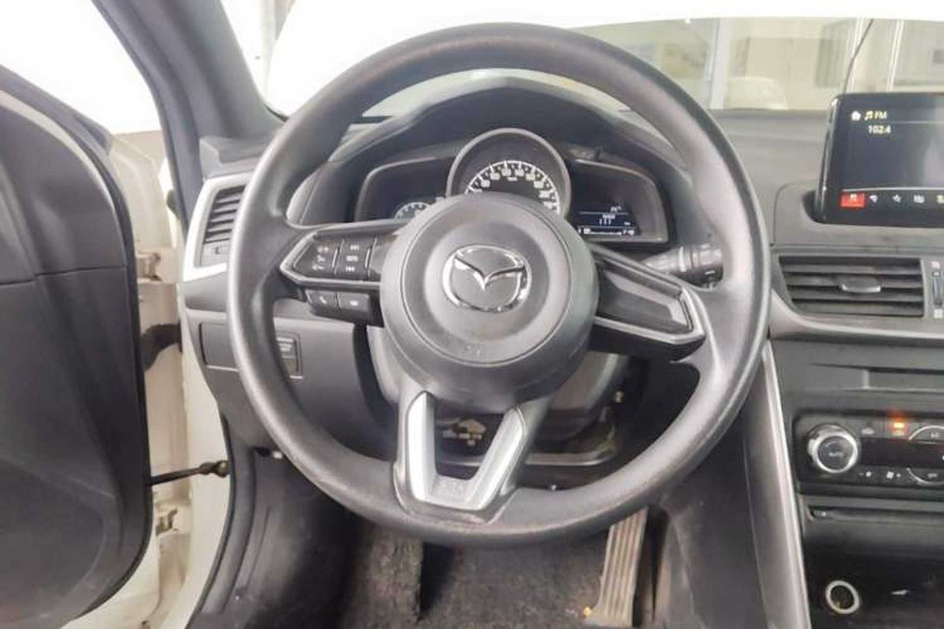 Used Mazda CX-4 2018 2.0L Automatic Two-Wheel Drive Blue Sky Exploration Version China V Standard Steering Wheel