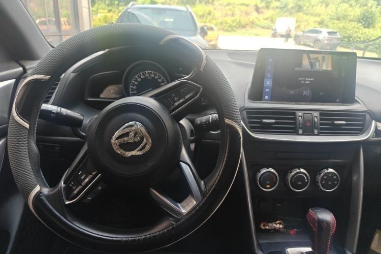 Used Mazda CX-4 2018 2.0L Automatic Two-Wheel Drive Blue Sky Dynamic Version China V Standard Steering Wheel