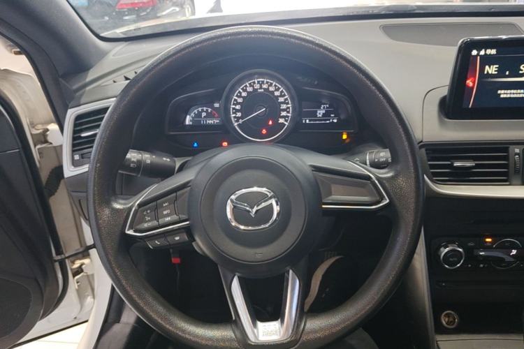 Used Mazda CX-4 2018 2.0L Automatic Two-Wheel Drive Blue Sky Exploration Version China V Standard Steering Wheel