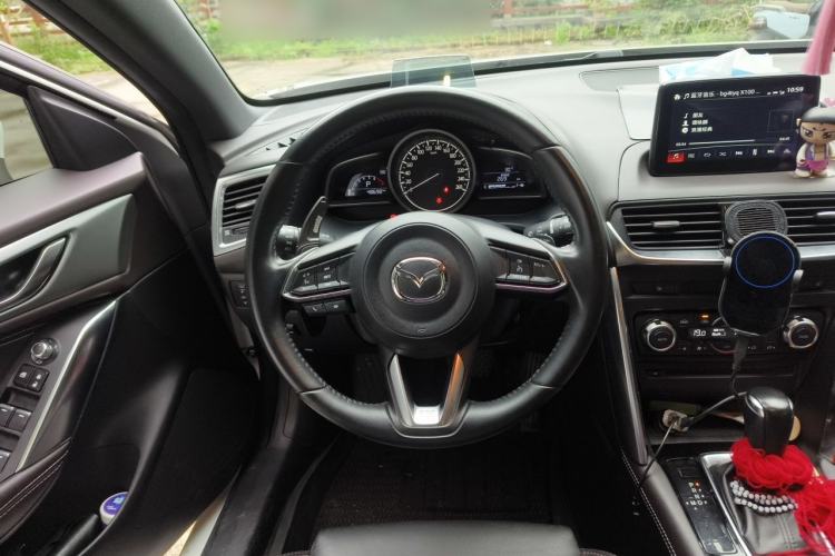 Used Mazda CX-4 2018 2.5L Automatic 4x4 Sky Passion Edition China VI Standard Steering Wheel