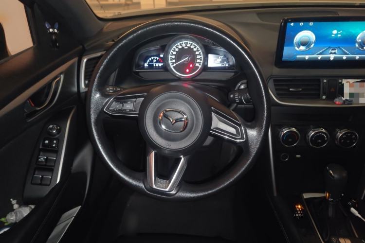 Used Mazda CX-4 2018 2.0L Automatic Two-Wheel Drive Blue Sky Dynamic Version China V Standard Steering Wheel