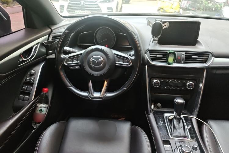Used Mazda CX-4 2018 2.5L Automatic 4x4 Blue Sky Sport Edition China V Standard Steering Wheel