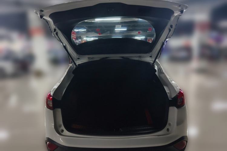Used Mazda CX-4 2018 2.0L Automatic Two-Wheel Drive Blue Sky Dynamic Version China V Standard Trunk